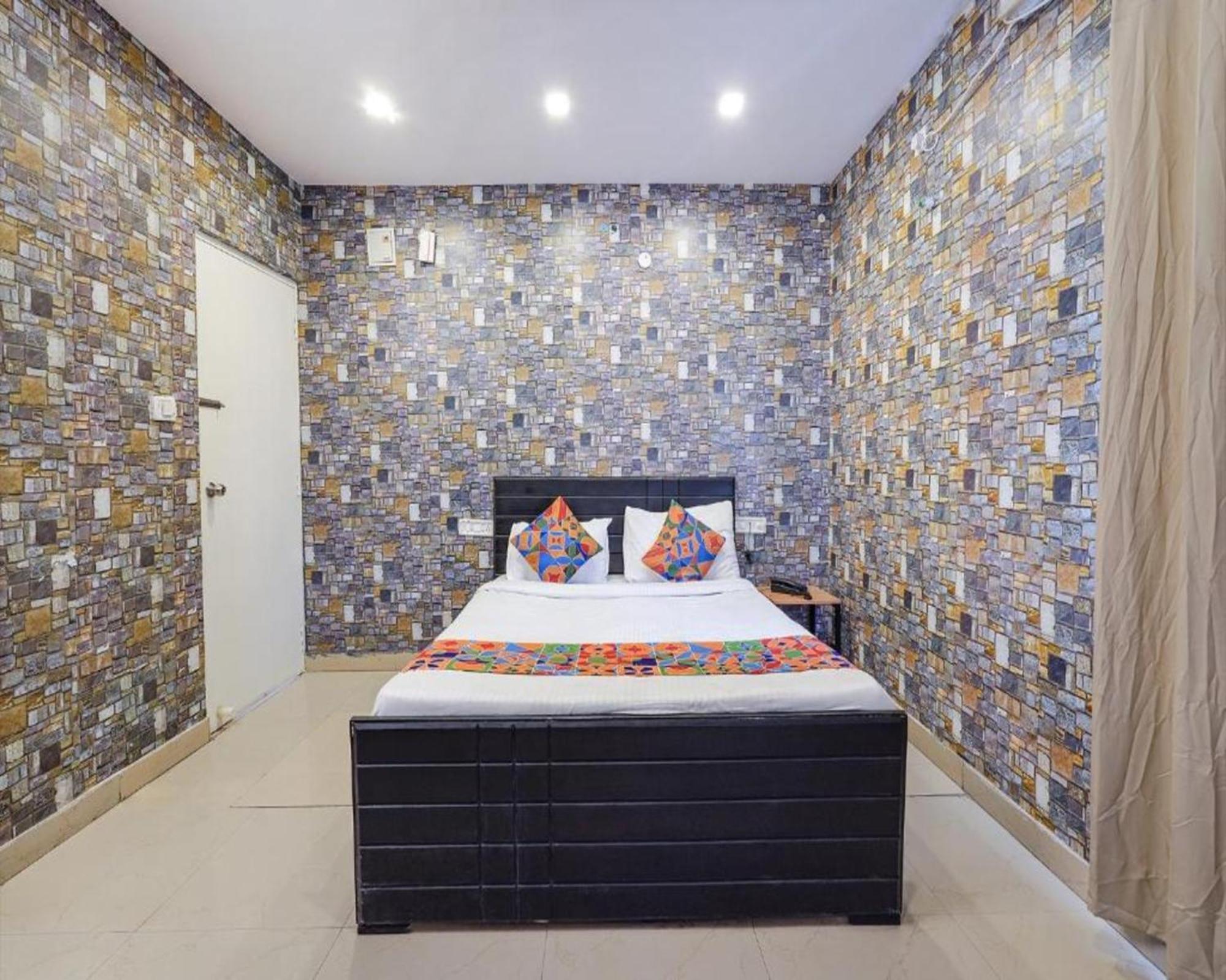 Fabexpress Kings Suites I Bangalore Dış mekan fotoğraf